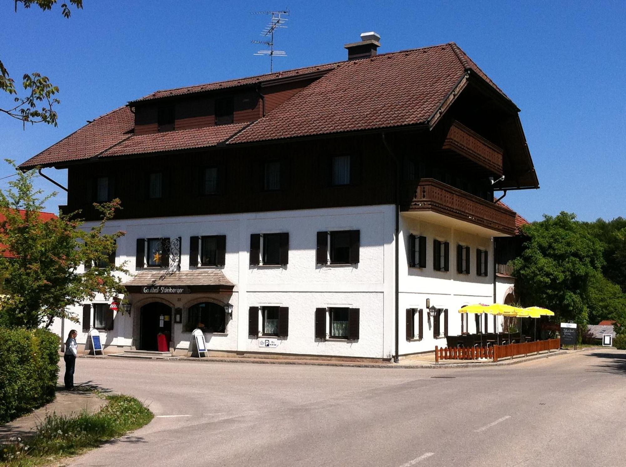 Gasthof Pension Steinberger Sankt Georgen im Attergau Exterior photo